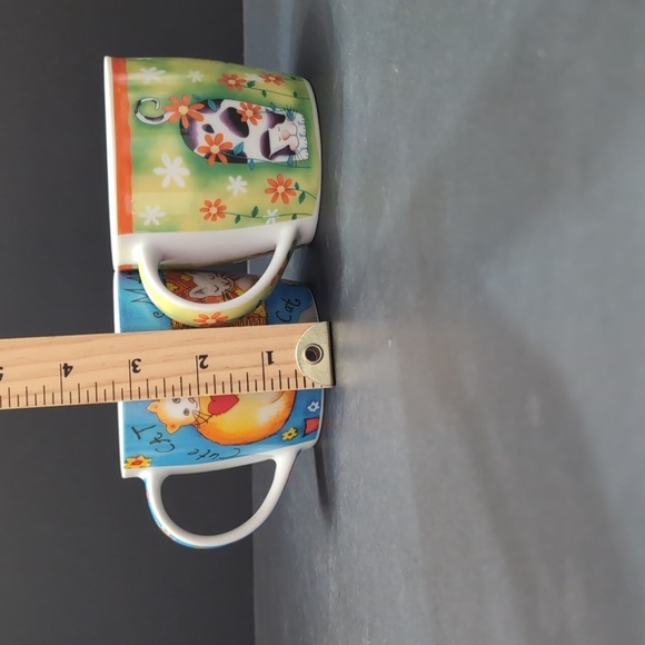 Lot Of 2 Kitty Cat Coffee Mugs Blue/Green . - Picture 13 of 13